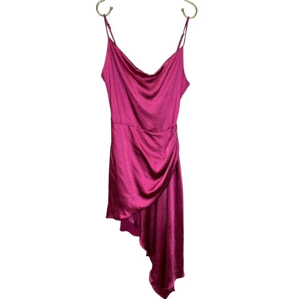 NEW Elliatt Jacinda Dress in Berry Size Medium - Picture 4 of 14